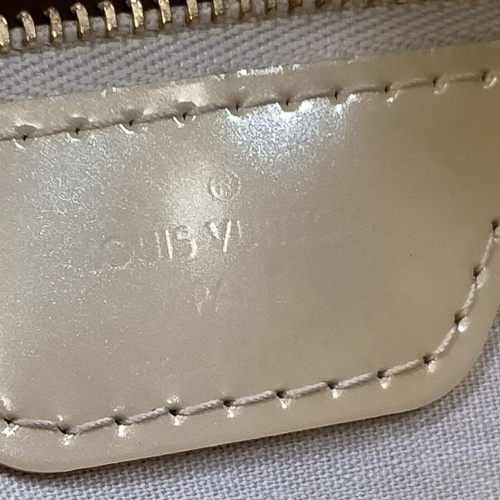 Louis Vuitton Yellow Patent Monogram Satchel - Picture 7 of 12